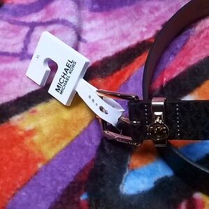 Michael kors belt new extra large
